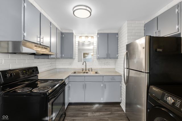 1722 E Bradbury Avenue, Indianapolis, IN 46203