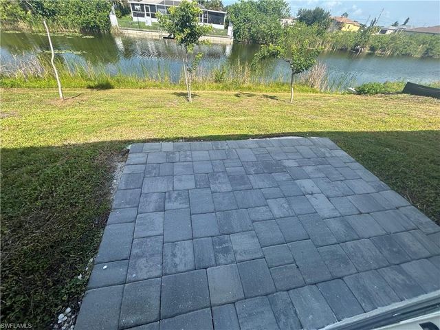 2408 NE 6th AVE, Cape Coral, FL 33909