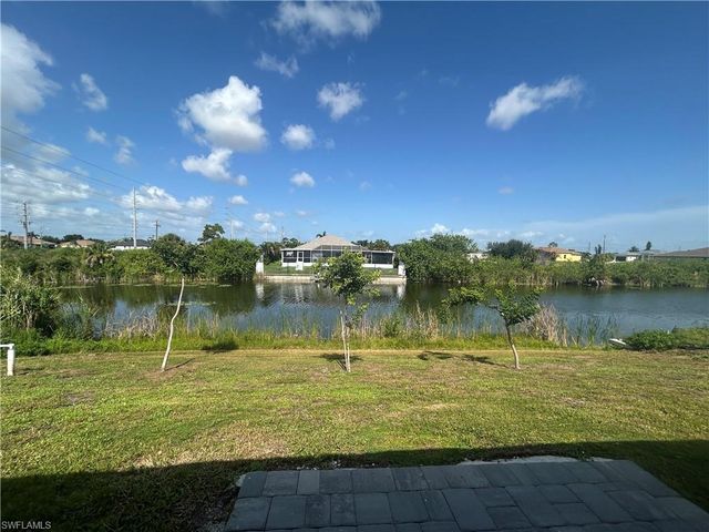 2408 NE 6th AVE, Cape Coral, FL 33909