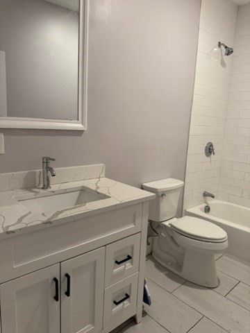 10 Sutton St 3 3, Boston, MA 02126