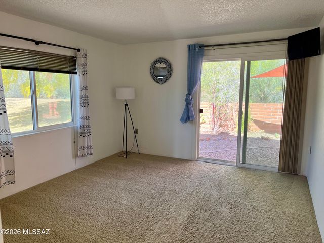 450 W San Ignacio, Green Valley, AZ 85614