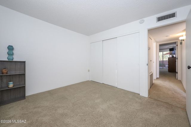 450 W San Ignacio, Green Valley, AZ 85614