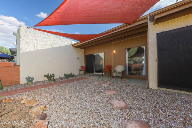 450 W San Ignacio, Green Valley, AZ 85614