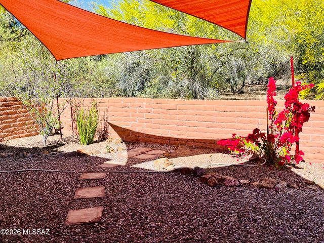 450 W San Ignacio, Green Valley, AZ 85614