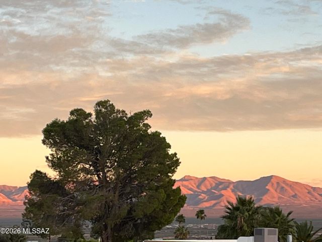 450 W San Ignacio, Green Valley, AZ 85614