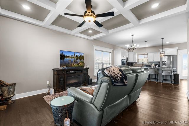 4001 Williams Crossing Way, Jeffersonville, IN 47130