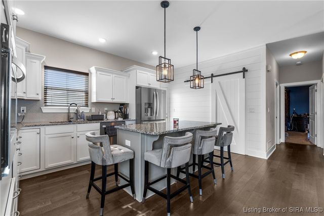 4001 Williams Crossing Way, Jeffersonville, IN 47130