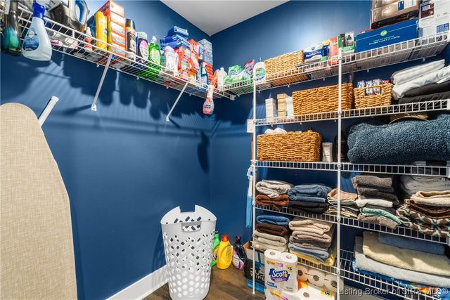 4001 Williams Crossing Way, Jeffersonville, IN 47130