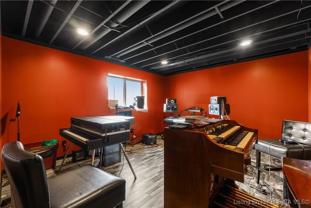 4001 Williams Crossing Way, Jeffersonville, IN 47130