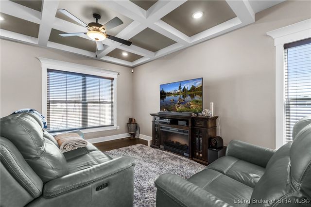 4001 Williams Crossing Way, Jeffersonville, IN 47130