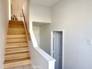 2720 W Segerstrom D, Santa Ana, CA 92704