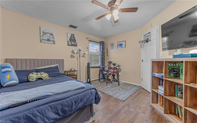 2612 Pulaski LOOP, Virginia Beach, VA 23456