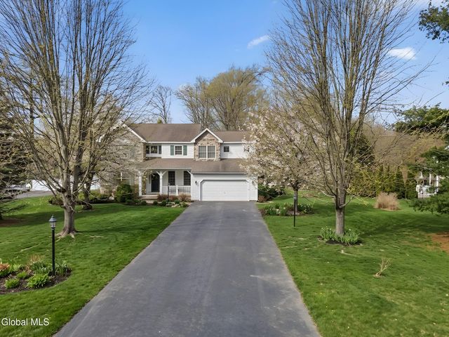 12 Patriot Circle, Clifton Park, NY 12065