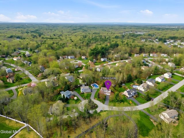 12 Patriot Circle, Clifton Park, NY 12065