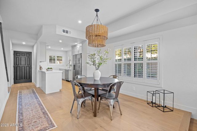 10019 E MOUNTAIN VIEW Road 1118, Scottsdale, AZ 85258