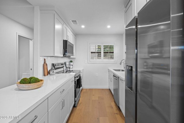 10019 E MOUNTAIN VIEW Road 1118, Scottsdale, AZ 85258