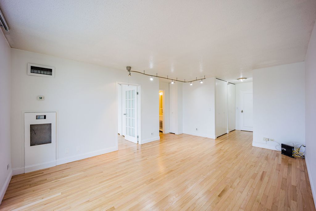 1212 N LASALLE Street 2104, Chicago, IL 60610 — photo 4