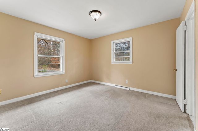 136 Holly Circle, Greer, SC 29651