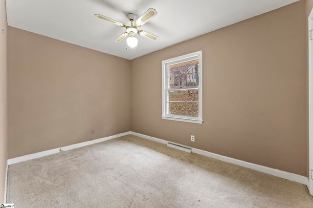 136 Holly Circle, Greer, SC 29651