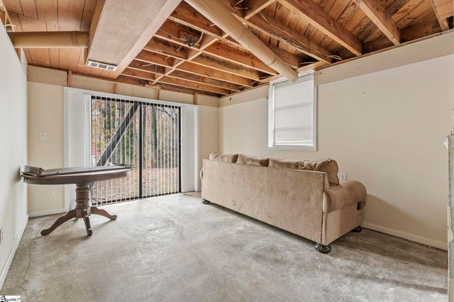 136 Holly Circle, Greer, SC 29651