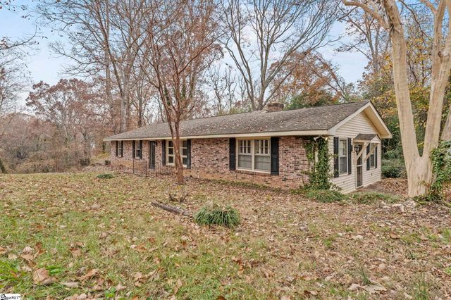 136 Holly Circle, Greer, SC 29651