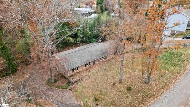 136 Holly Circle, Greer, SC 29651