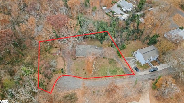 136 Holly Circle, Greer, SC 29651