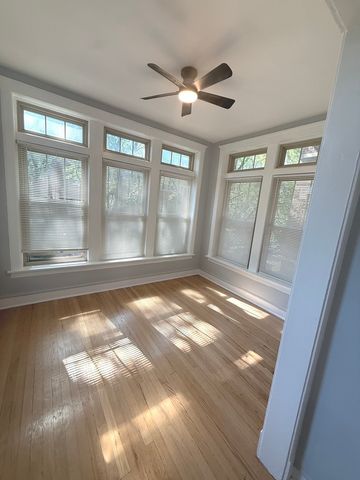 2230 E 70th Place 204, Chicago, IL 60649