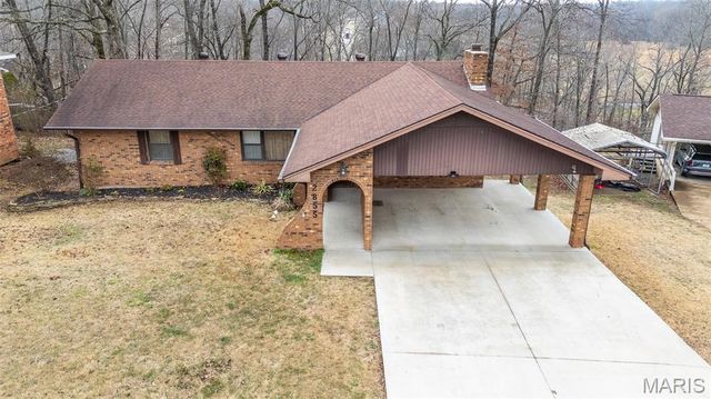2855 Lakeside Drive, Poplar Bluff, MO 63901