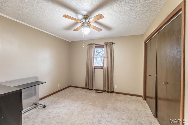 2855 Lakeside Drive, Poplar Bluff, MO 63901