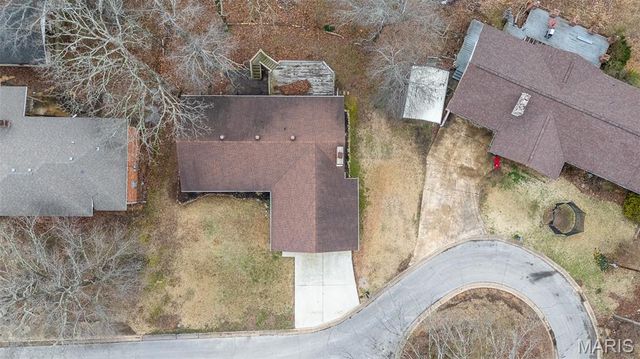 2855 Lakeside Drive, Poplar Bluff, MO 63901