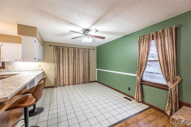 2855 Lakeside Drive, Poplar Bluff, MO 63901