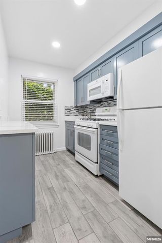 245 Passaic Avenue E9, Passaic, NJ 07055