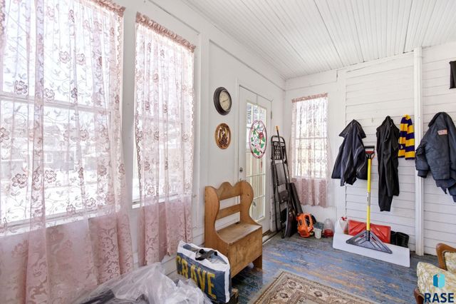 1116 S Center Ave Avenue, Sioux Falls, SD 57105