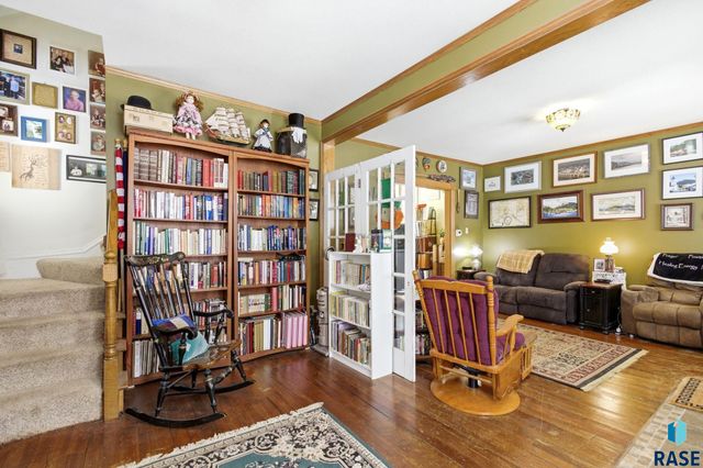 1116 S Center Ave Avenue, Sioux Falls, SD 57105