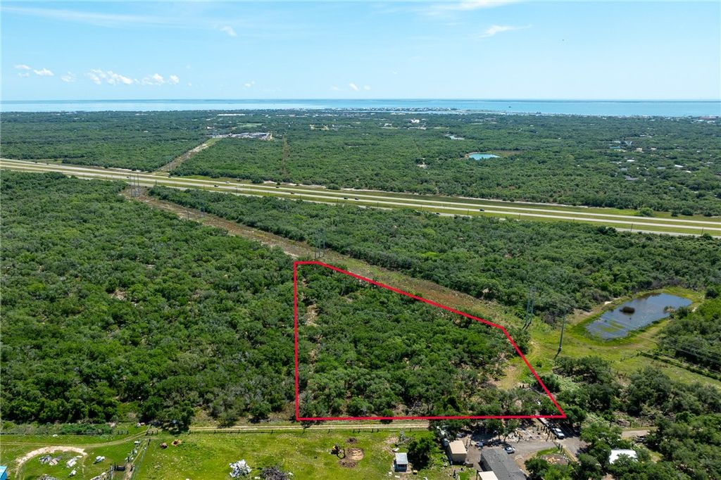 294 Tedford, Rockport, TX 78382 — photo 5