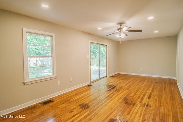 5508 Wayneland Drive, Jackson, MS 39211