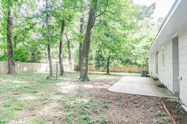 5508 Wayneland Drive, Jackson, MS 39211