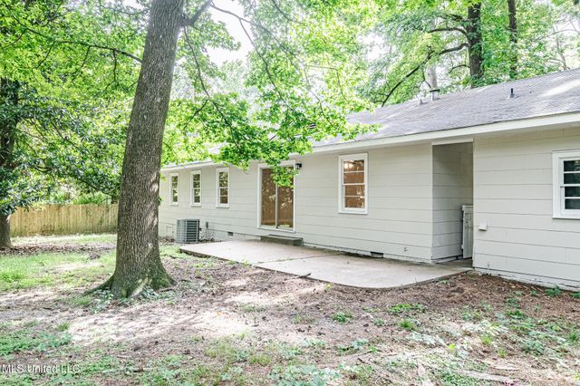 5508 Wayneland Drive, Jackson, MS 39211