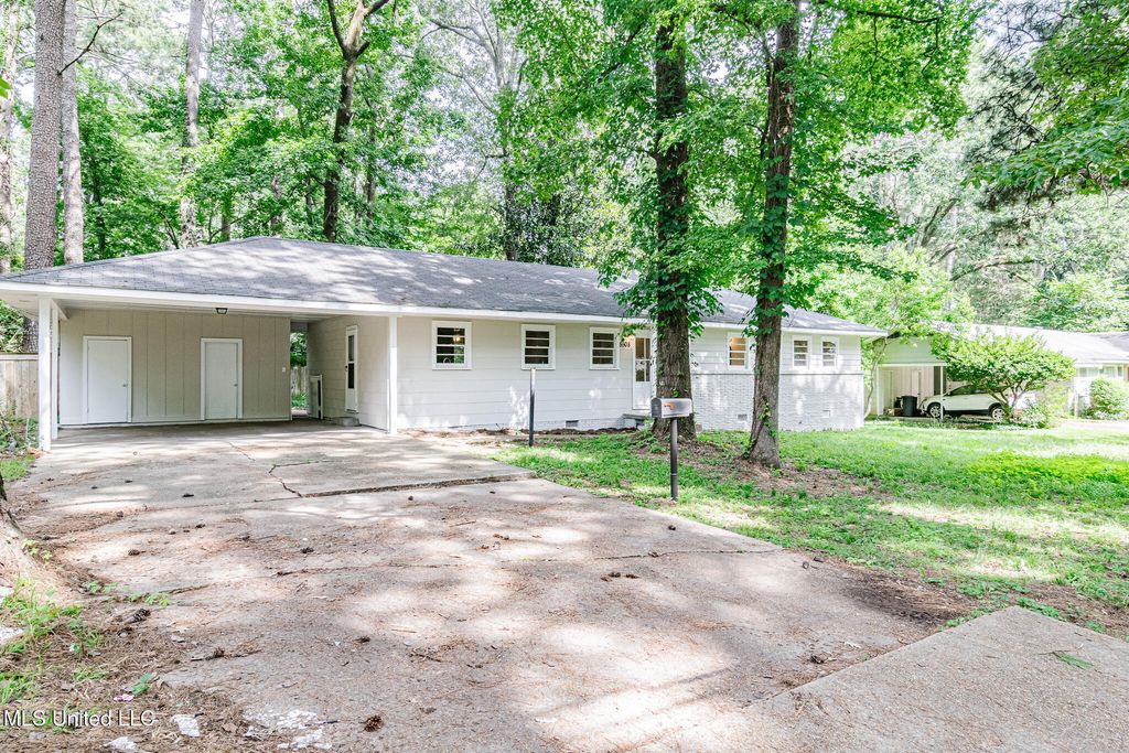 5508 Wayneland Drive, Jackson, MS 39211