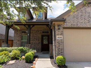 19239 S Cottonwood Green Lane, Cypress, TX 77433