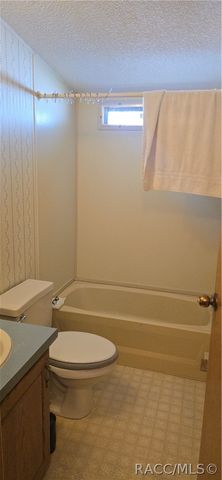 6695 S Dove Drive, Floral City, FL 34436