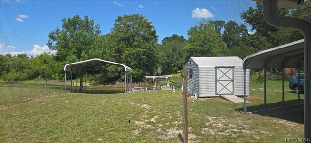 6695 S Dove Drive, Floral City, FL 34436