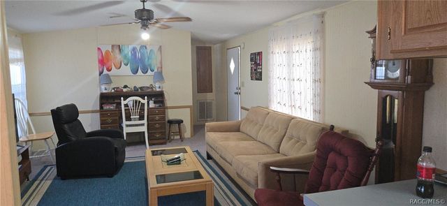 6695 S Dove Drive, Floral City, FL 34436