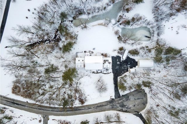 17 Stonegate Drive, Hyde Park, NY 12538