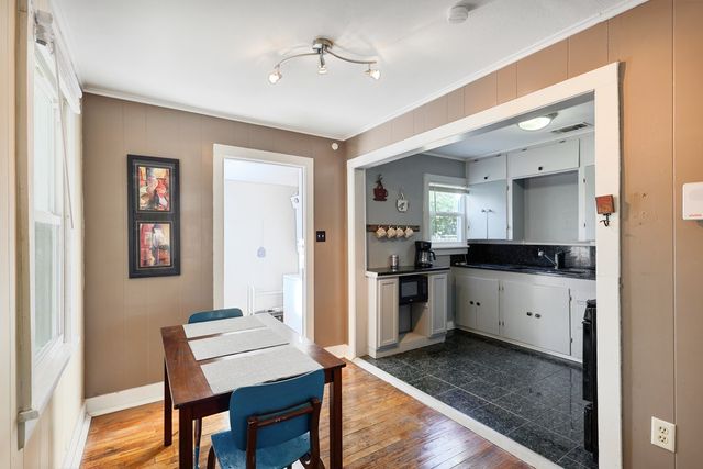 705 E Ave E, Alpine, TX 79830