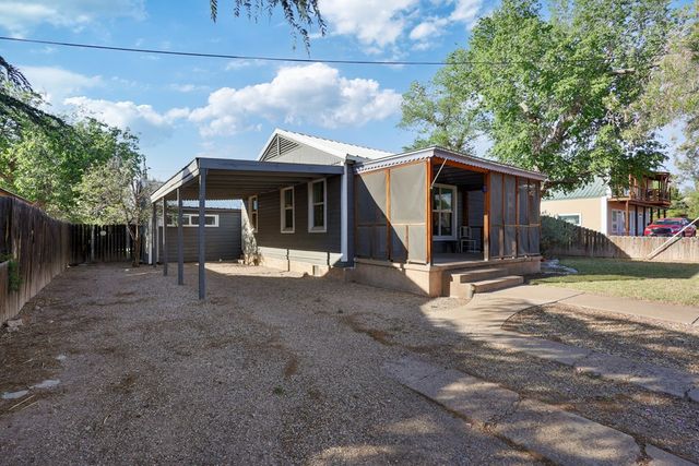 705 E Ave E, Alpine, TX 79830