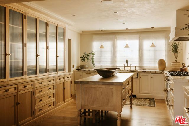 6509 Wandermere Road, Malibu, CA 90265