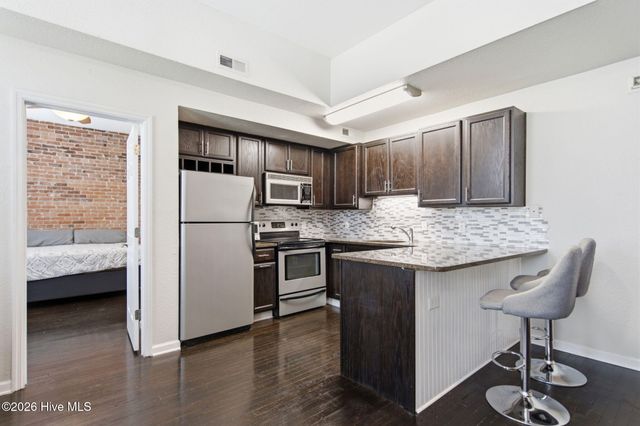 304 N Front Street Unit B, Wilmington, NC 28401