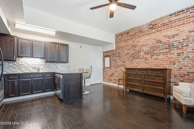 304 N Front Street Unit B, Wilmington, NC 28401